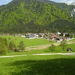 Rifugio Casa Alpina Julius Kugy מלבורגטו ואלברונה