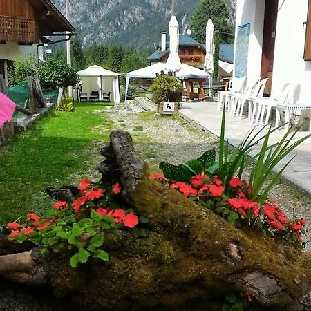 אכסניה Rifugio Casa Alpina Julius Kugy *